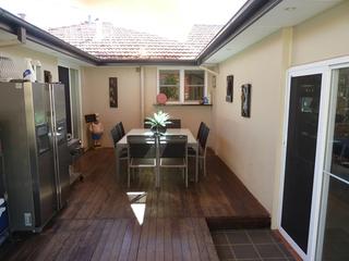 Outdoor Entertaining (2012-10-24)