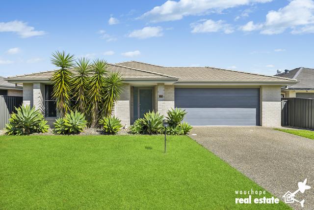 16 Glenview Drive, NSW 2446