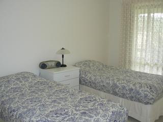 Bed 2 (2010-04-29)