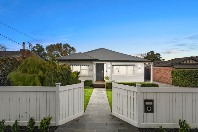 52 Willow Road, VIC 3156