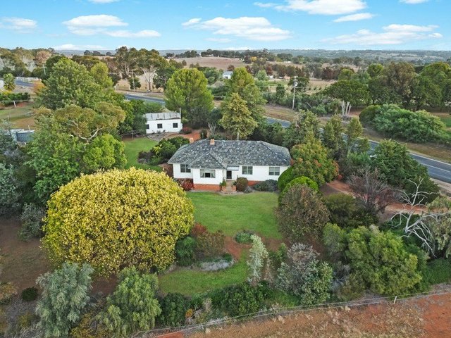 248 Henry Lawson Way, NSW 2594