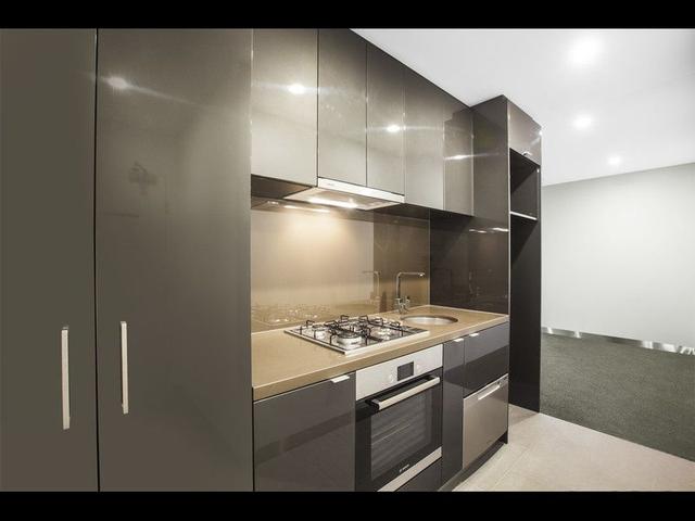 101/33 Clarke Street, VIC 3006