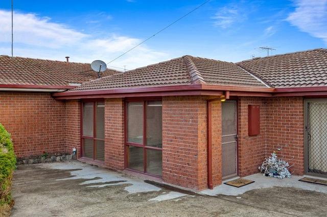 2/11 Rowe St, VIC 3350