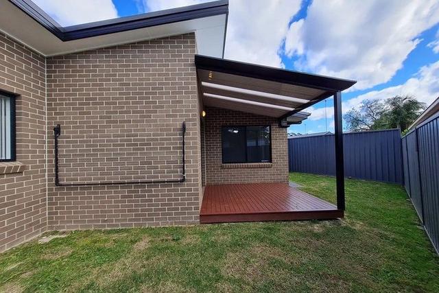 8A Jular Pl, NSW 2750