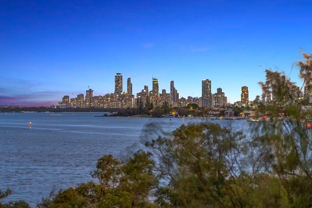 29301 Ephraim Island, QLD 4216