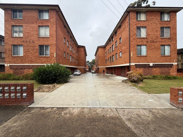 11/51 Northumberland Road, NSW 2144