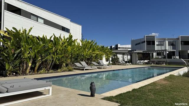 11 Stewart Road, QLD 4035