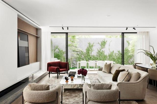 Garden Residence/5 Brookville Road, VIC 3142