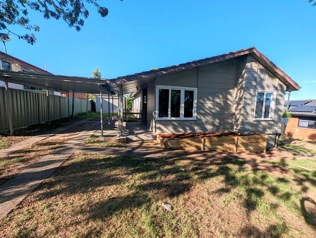 13 Tobruk Avenue, NSW 2333