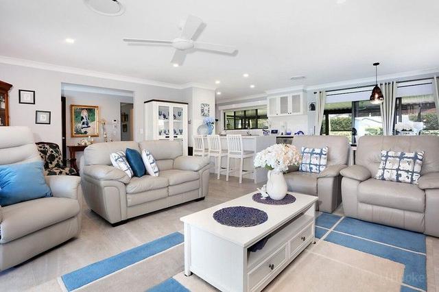 12 Hyacinth Avenue, QLD 4216