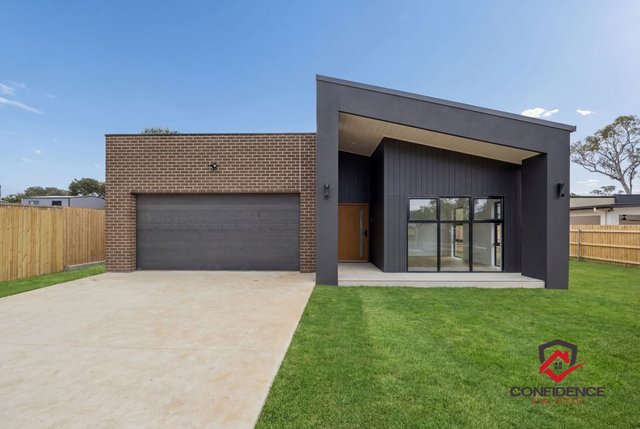 6 West Street, NSW 2582