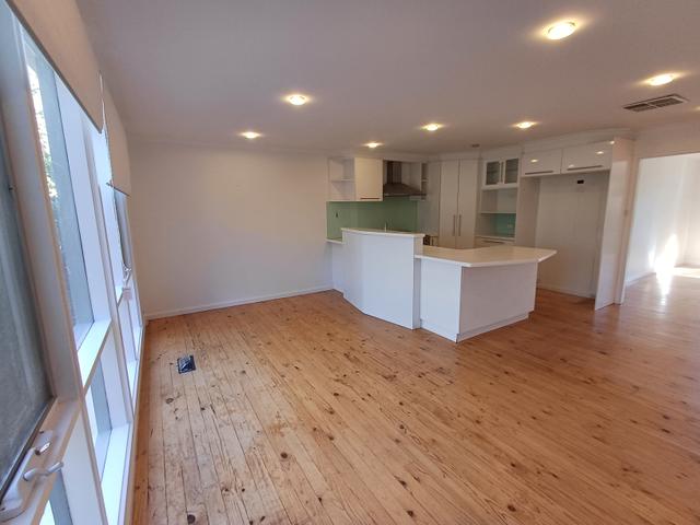13 Charlton Street, ACT 2607