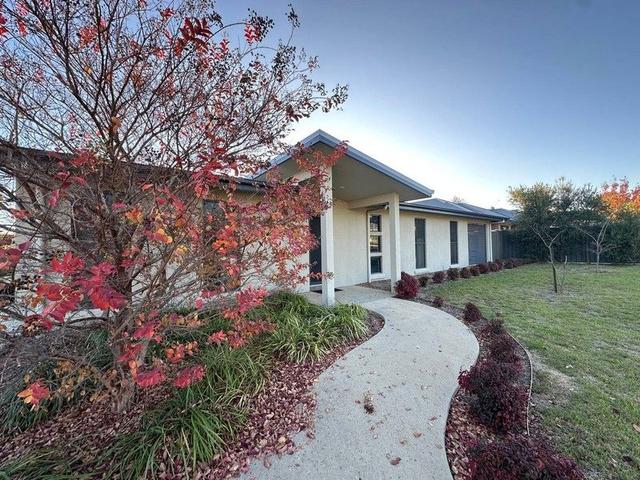 1/81 Hill, NSW 2871