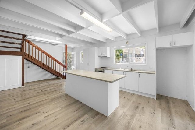 185 Centenary Heights Road, QLD 4573