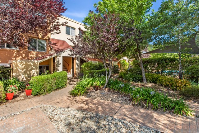 23/45 Leahy Close, ACT 2604