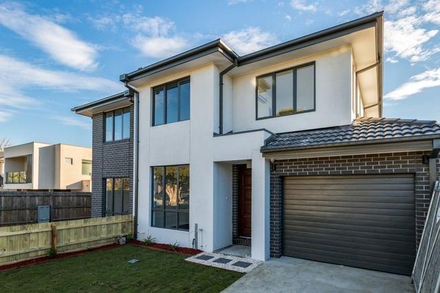 1/53 Koonawarra Street, VIC 3168