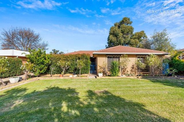 15 Matheson Place, NSW 2650