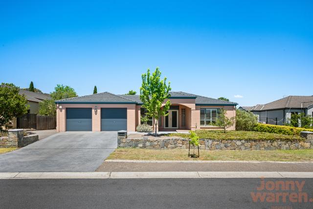 5 Freestone Crescent, NSW 2619