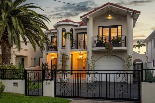 34 Robinson Street, NSW 2217