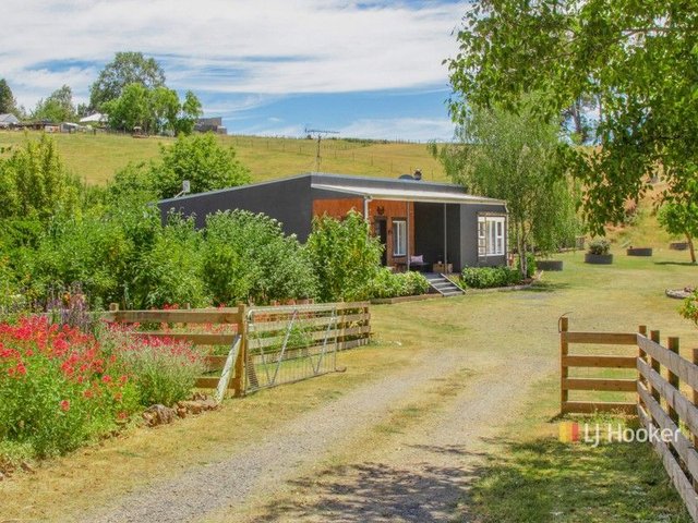 7 Lake Barrington Road, TAS 7310