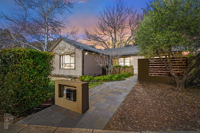 1 Boree Place, ACT 2604