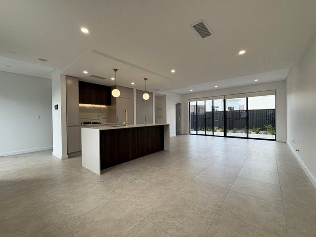 16/9 Second Avenue, NSW 2122