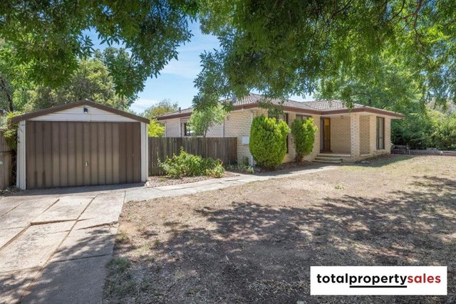 54 Daintree Crescent, ACT 2617