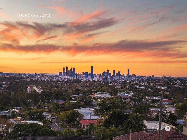 7 Kneale Street, QLD 4121