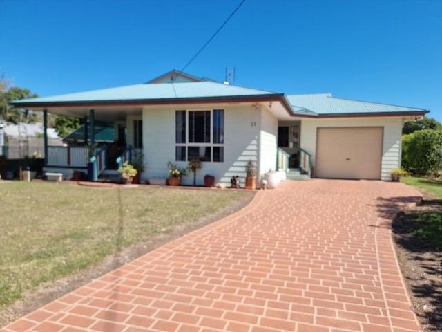 22 Wood St, QLD 4405