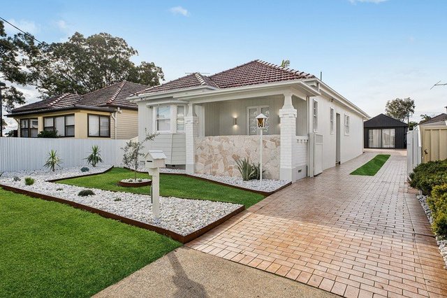 9 Angus Avenue, NSW 2144