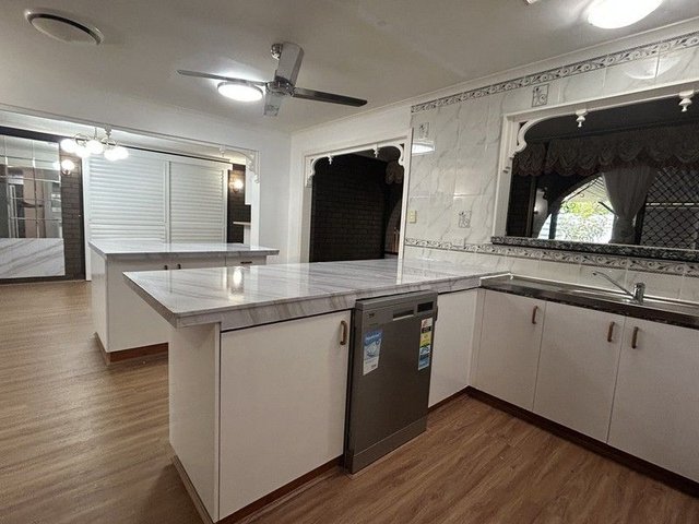 21 Falconer Street, QLD 4343