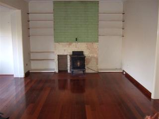 Lounge Room (2012-01-17)