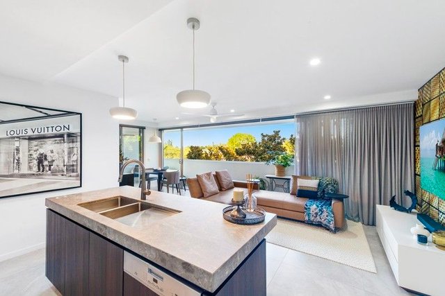 306/30 Brighton Parade, QLD 4215