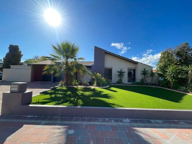 62 Littorina Avenue, WA 6027