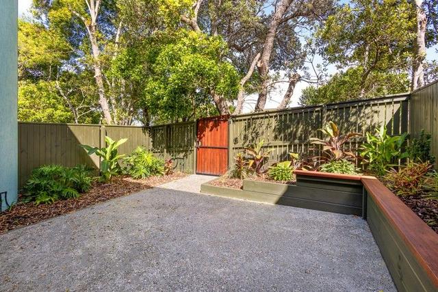 2/72 Southern Cross Parade, QLD 4567