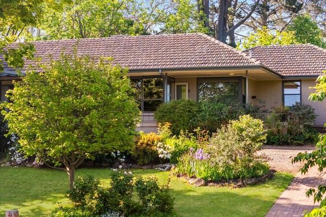 4 Merilbah Road, NSW 2576