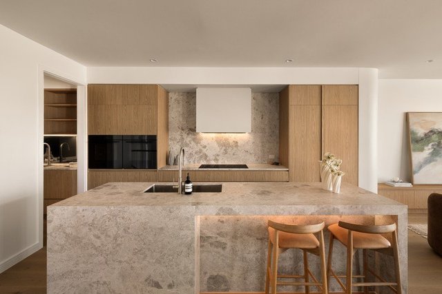 1/15 Down Street, QLD 4006