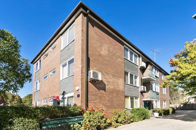 4/4 McGrath Court, VIC 3121