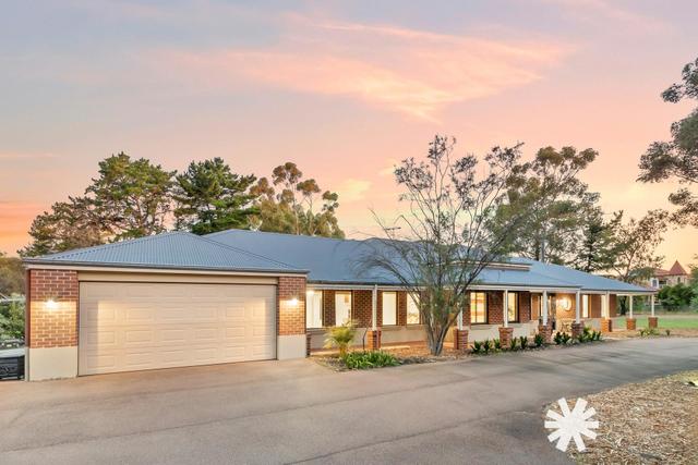 11 Grant Place, WA 6164