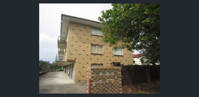 3/64 Carl Street, QLD 4102