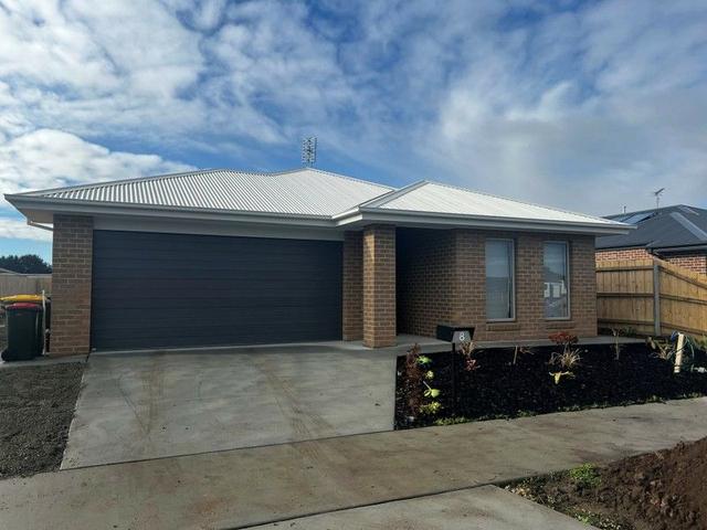 8 Nielsen Way, VIC 3875