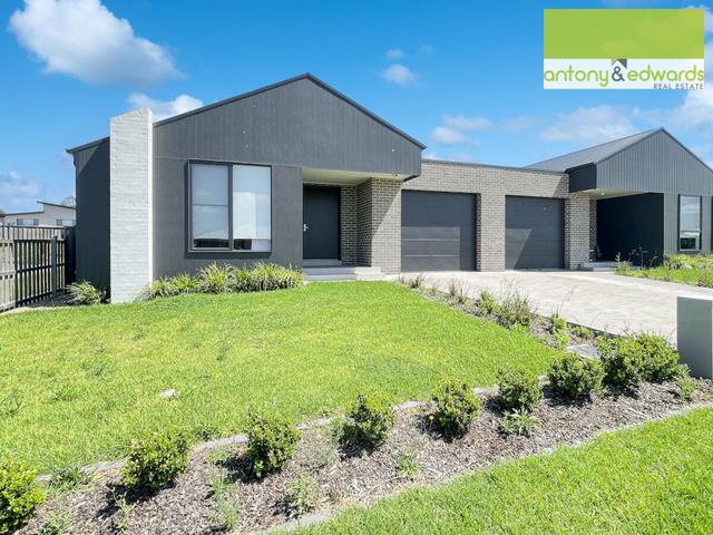 1/23 Bonneville Boulevard, NSW 2580