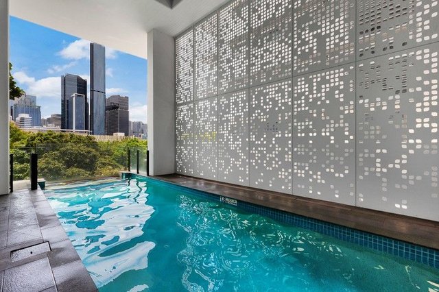 810/19 Hope Street, QLD 4101