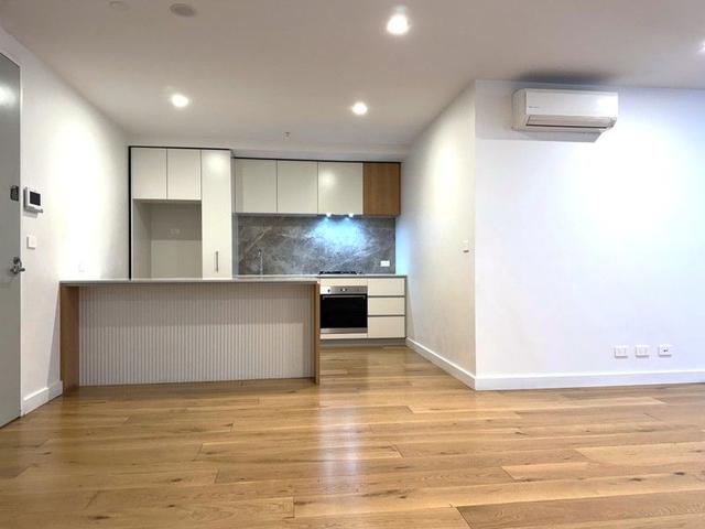 601/15 Batman Street, VIC 3003