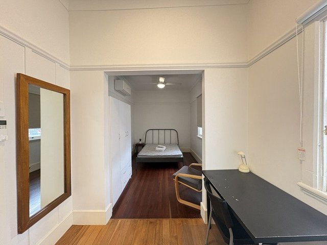 3b/453 Ipswich Road, QLD 4103
