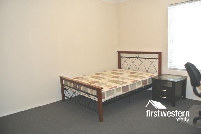 53B (Room 2) Lakeside Drive, WA 6027