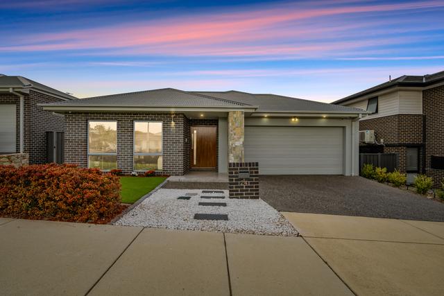 24 Crackajack Way, ACT 2914