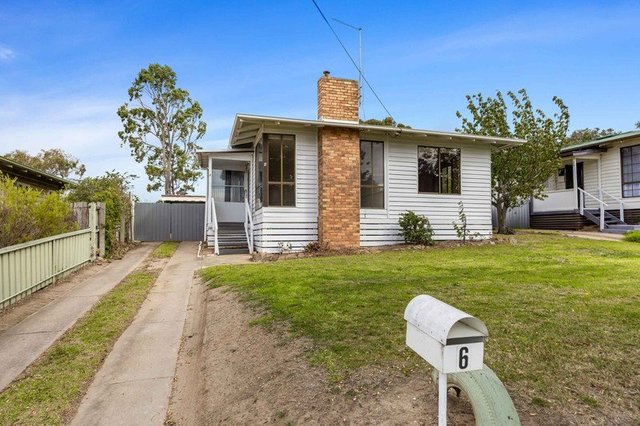 6 Montgomery St, VIC 3377