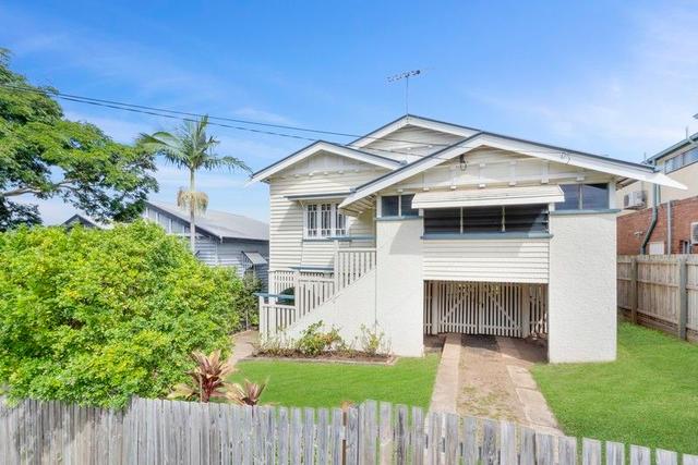 15 Waterton Street, QLD 4103