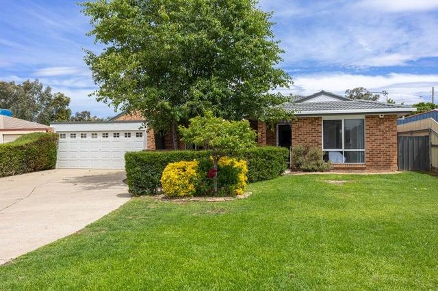 11 Yungana  Place, NSW 2650